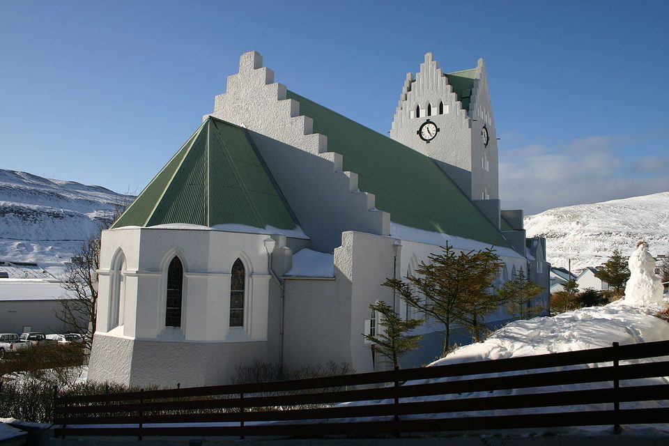 Vágs kirkja, Færøerne